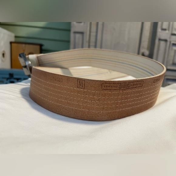 * VINTAGE* FOSSIL Gen Leather Belt - Pastel Stitching - Wmn Sz M - Pnk/Yllw/Blue - Picture 5 of 9